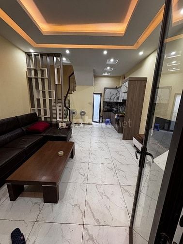 Cho thuê nhà nguyên căn 30m2x5 tầng, ngõ oto vào nhà