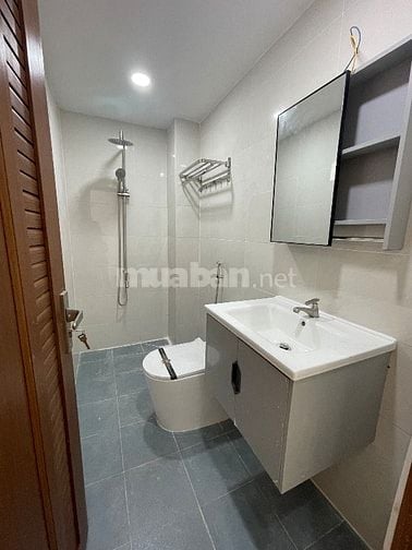 Nhà hẻm xe hơi, đẹp, thoáng mát, đầy đủ nội thất