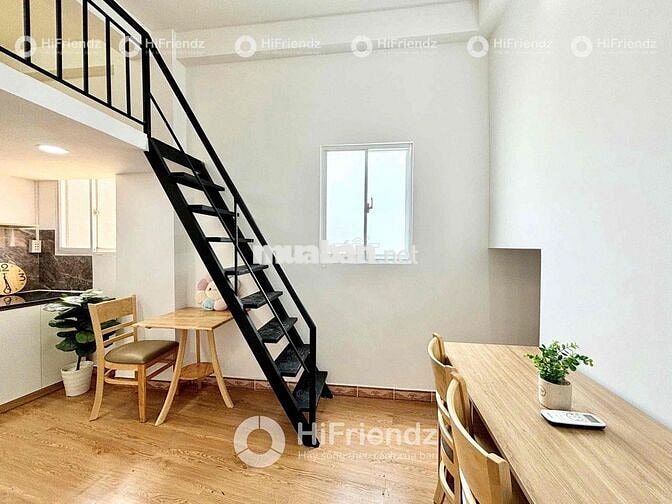 CHO THUÊ PHÒNG DUPLEX ĐẸP CỬA SỔ TRỜI THOÁNG MÁT GẦN ĐẠI HỌC VĂN HIẾN