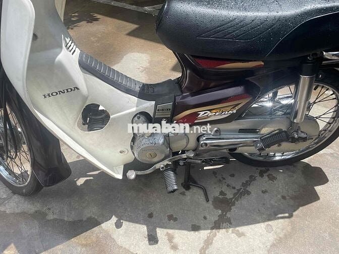 Honda Super Dream 2004
