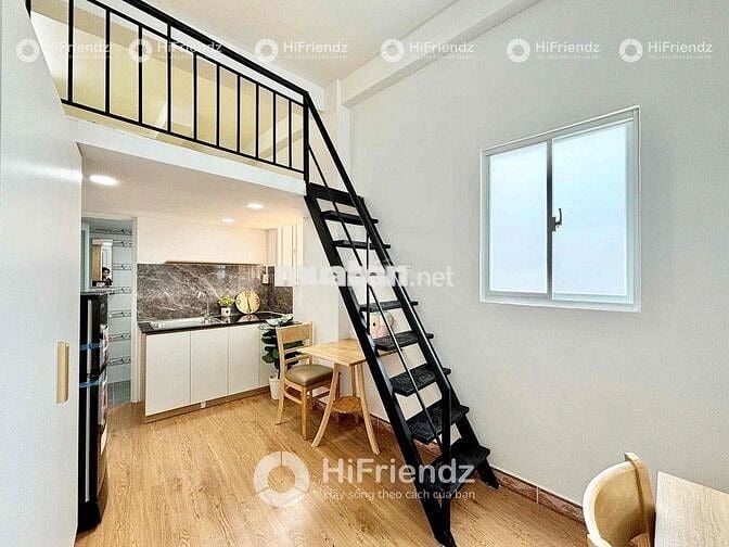 CHO THUÊ PHÒNG DUPLEX ĐẸP CỬA SỔ TRỜI THOÁNG MÁT GẦN ĐẠI HỌC VĂN HIẾN