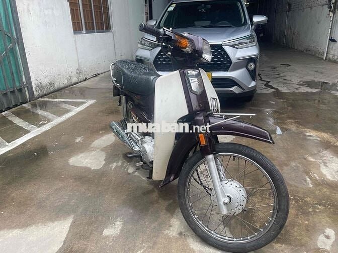 Honda Super Dream 2004