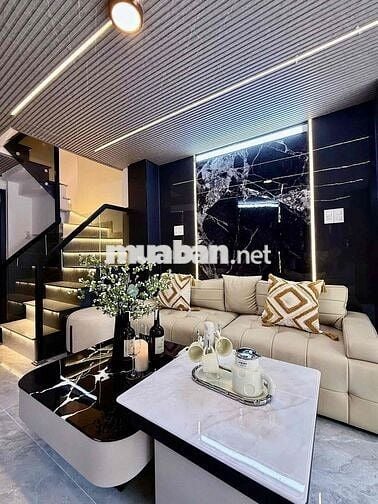 Cho thuê nhà mặt tiền Ông Ích Khiêm, gần chợ Thanh Bình, 4 tầng