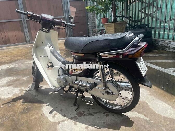Honda Super Dream 2004