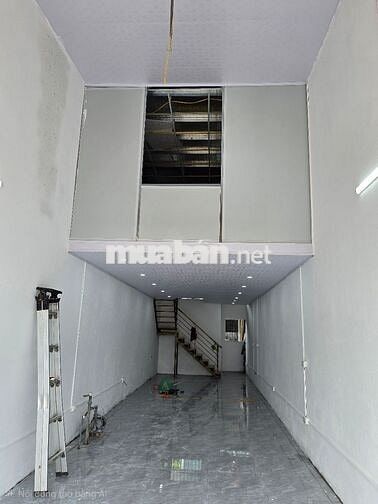 Cho thuê nhà mặt đường vành đai 2,5 phố Lĩnh Nam