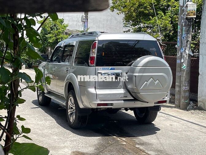 Ford Everest 2009 Tự động Bạc 140.000 km