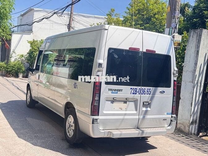 Ford Transit 2022 16 chỗ Dầu 9 vạn Bạc