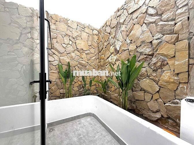 Căn hộ 7tr Full NT, Sân vườn khu vực: Sát sân bay - CV Hoàng Văn Thụ.