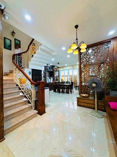Villa Phố hẻm 12m ngay Cộng Hoà- DT 6x16, 3 Lầu- NỘI Thất Gỗ Cao cấp