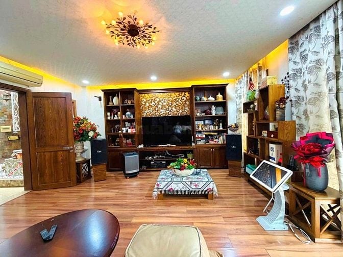 Villa Phố hẻm 12m ngay Cộng Hoà- DT 6x16, 3 Lầu- NỘI Thất Gỗ Cao cấp