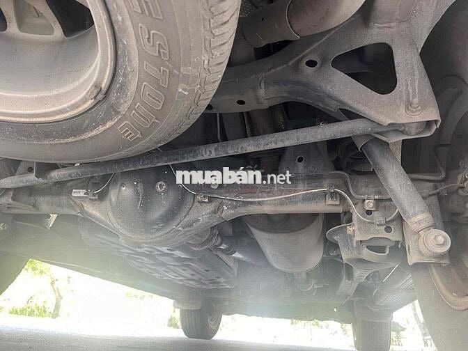 Toyota Fortuner 2011 2 cầu bản cao cấp Xám