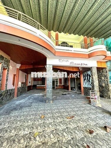 CHO THUÊ NHÀ KINH DOANH NGANG 9.3M MẶT ĐƯỜNG CHÍNH KHU TRUNG TÂM