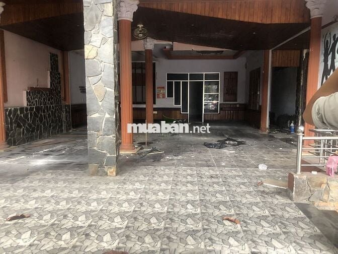 CHO THUÊ NHÀ KINH DOANH NGANG 9.3M MẶT ĐƯỜNG CHÍNH KHU TRUNG TÂM