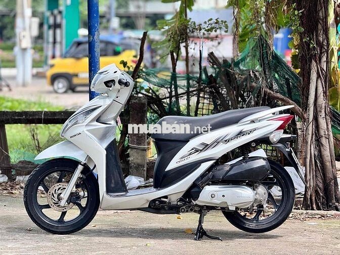 Honda Vision 2013 Trắng xám đen