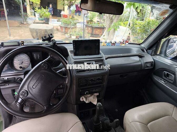 Mitsubishi Pajero V43 7 chỗ Xăng 3.0 Xanh rêu
