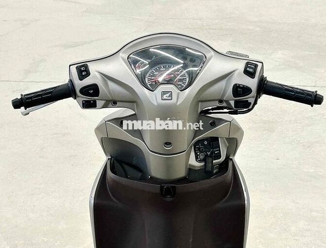 Honda Vision 2018 Bạc 110cc