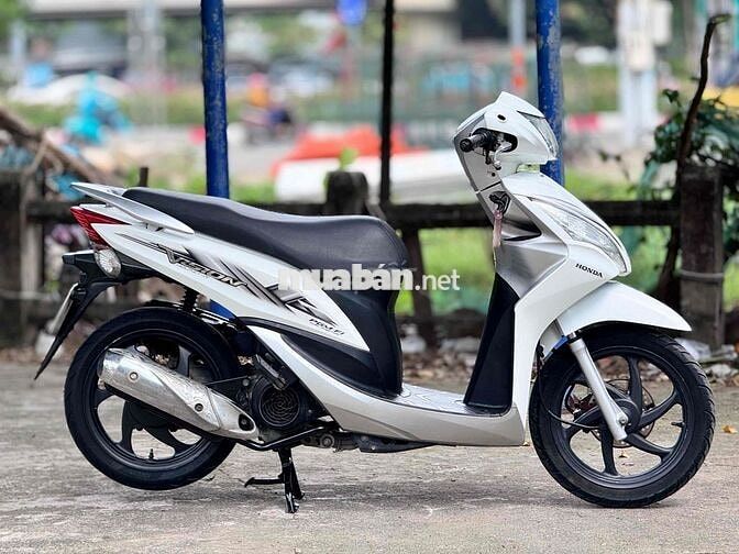 Honda Vision 2013 Trắng xám đen