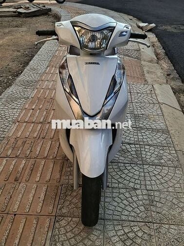 Honda Lead 2016 Trắng Cực Đẹp. Biển 43