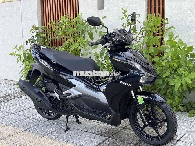 Honda AB 4val 2025 Bản thể thao Đen