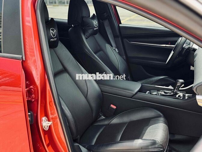 Mazda 3 Luxury 2023 Đỏ 25.000 Km