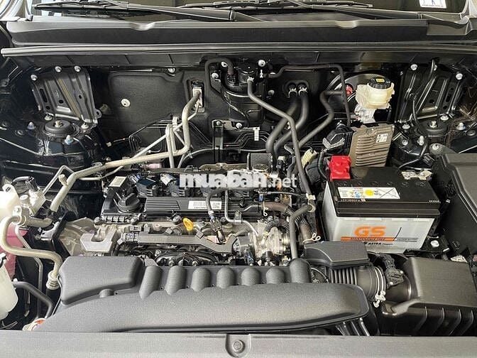 Toyota Innova Cross 2.0V 2025 / Giá thương lượng