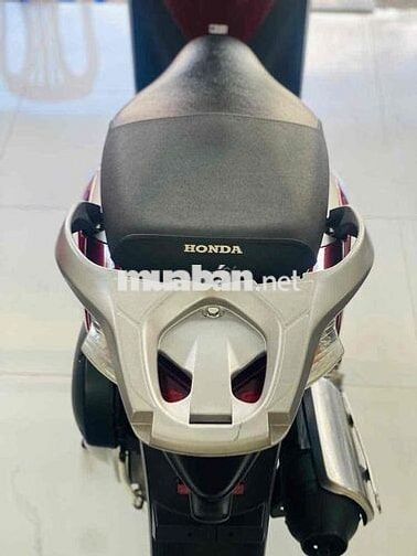 Honda SH 125 Ý 2010 Đỏ 21k km