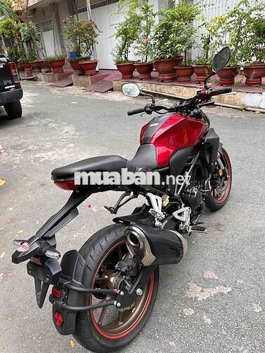 Honda CB300R 2024 Đỏ 5000 km