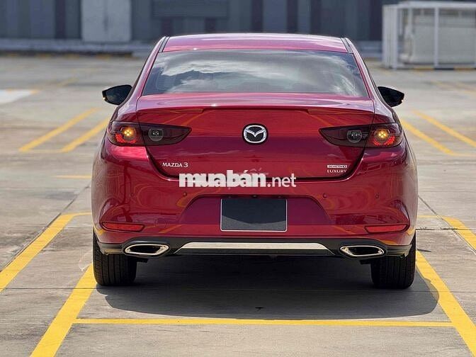Mazda 3 Luxury 2023 Đỏ 25.000 Km