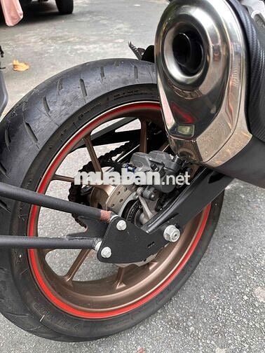 Honda CB300R 2024 Đỏ 5000 km