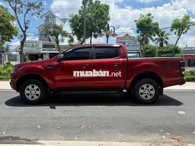Ford Ranger XLS 2.2 Tự động 2017 Đỏ