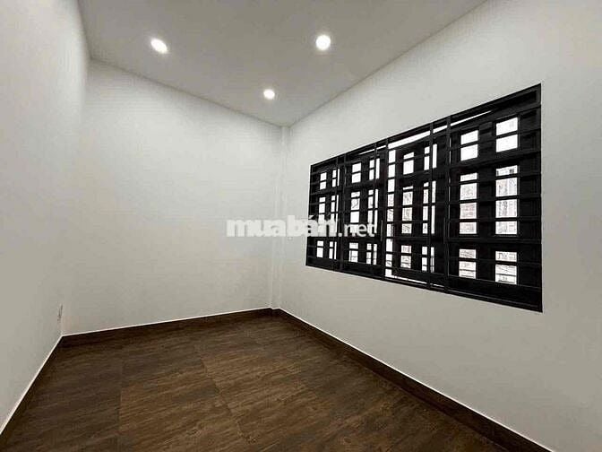 Nhà đẹp 4PN, Gò Vấp, Cách MT Quang Trung chỉ 10m