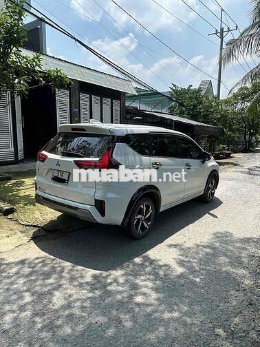 Mitsubishi Xpander 7 chỗ Trắng