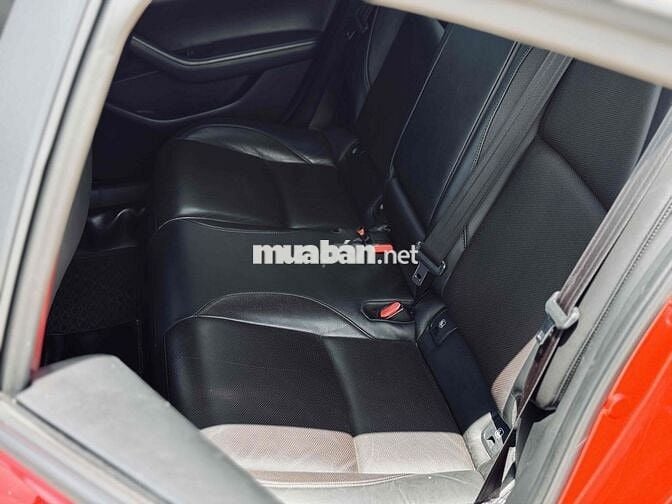 Mazda 3 Luxury 2023 Đỏ 25.000 Km