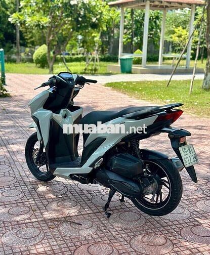 Honda Vario 150 Trắng 25000 km