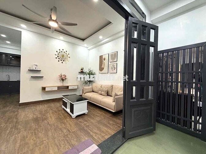 Nhà đẹp 4PN, Gò Vấp, Cách MT Quang Trung chỉ 10m