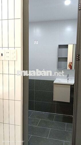 Bán Nhà 2 Tầng 3PN HXH gần Nhà Thi Đấu Phú Thọ 
