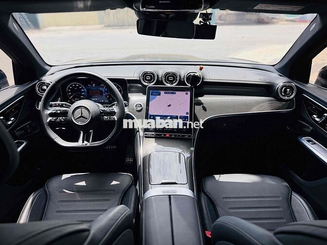 Mercedes GLC300 Allnew 2023 Đen 8.000 Km