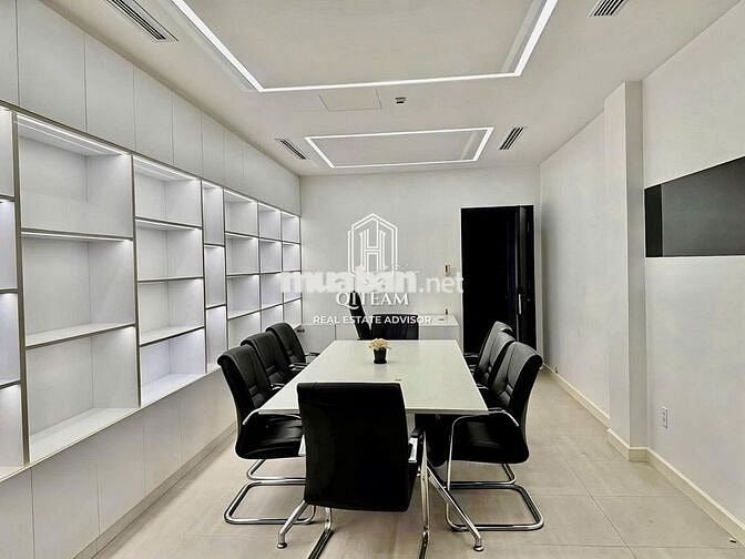 Tòa nhà MT Trần Nhân Tôn, Q10. Dt: 8,5x20m, Kc: trệt 5 lầu TM + PCCC