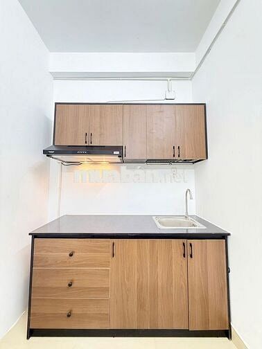 Căn hộ dịch vụ 2 PN full nội thất, ban công gần ĐH Văn Lang CS3