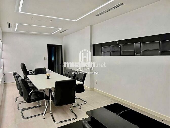 Tòa nhà MT Trần Nhân Tôn, Q10. Dt: 8,5x20m, Kc: trệt 5 lầu TM + PCCC