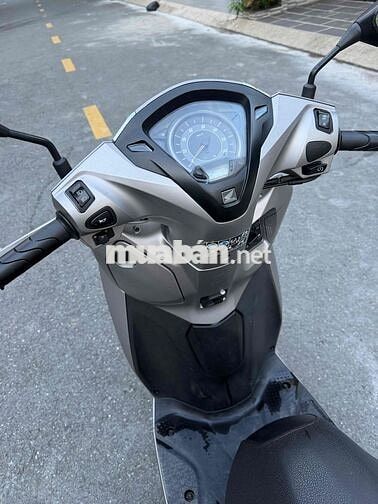 Honda Lead 125 4val 2023 Xám 15.000km