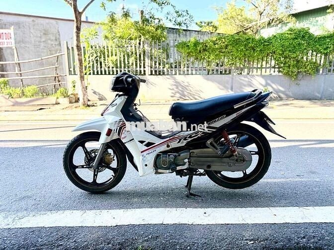 🛵Yamaha Sirius RC 2013 Trắng Đen Zin Êm
