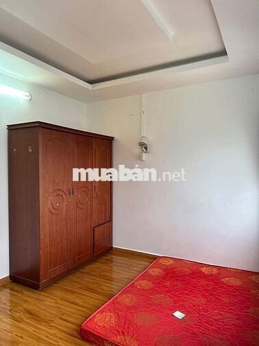 CHO THUÊ CHUNG CƯ 2 PHÒNG NGỦ CÓ NỘI THẤT CƠ BẢN