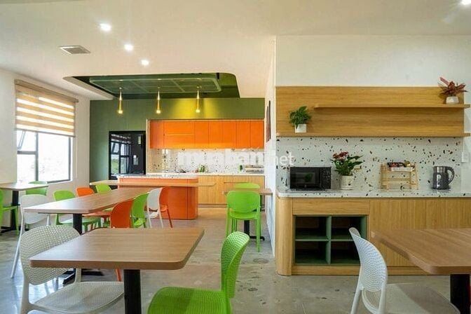 VĂN PHÒNG CHO THUÊ 70m2  MẶT TIỀN NGUYỄN HỮU THỌ 