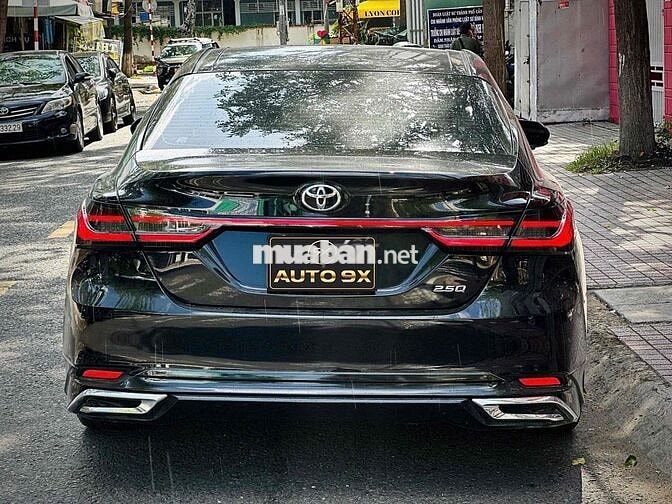 🚘 Toyota Camry 2.5Q Model 2021 Màu Đen 42.000 km
