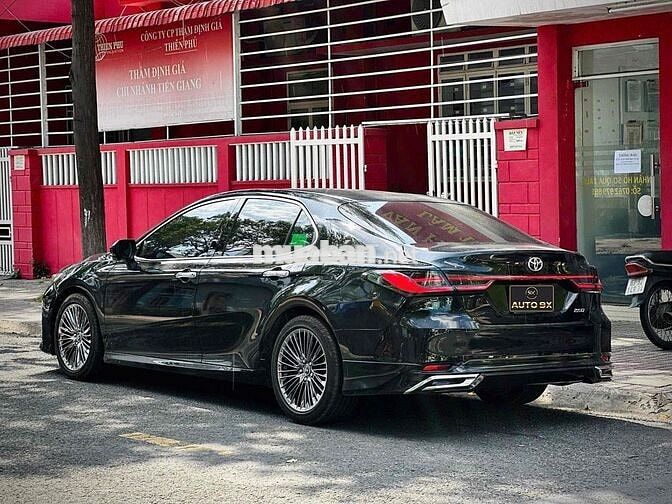🚘 Toyota Camry 2.5Q Model 2021 Màu Đen 42.000 km