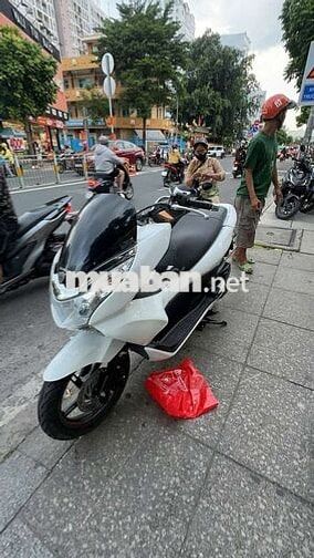 Honda PCX 125 2012 Trắng đã sử dụng