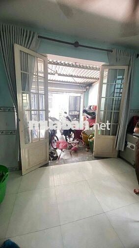 Bán Gấp Nhà 1 lầu+2p trọ,5.2x16,,4ty950trTL,HXH,Lê Văn khương