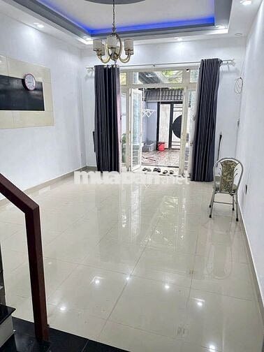 CG: CHO THUÊ NHÀ RỘNG CÓ NỘI THẤT HẺM ĐƯỜNG HUỲNH THỊ HAI P. TCH Q12