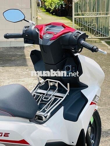 Honda Air Blade 125 ABS Thể Thao 2026 Trắng Đỏ